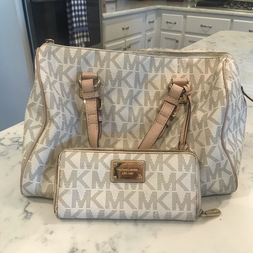 Michael Kors purse and wallet